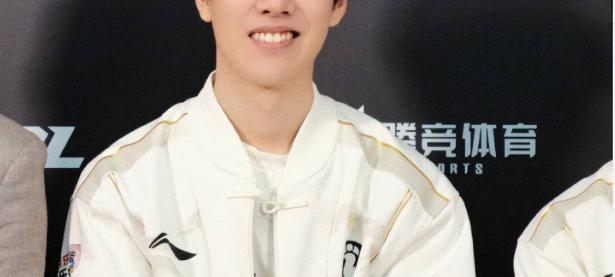 LPL-TheShy在加拿大队比赛中问鼎冠军，势不可挡引发热议！的简单介绍